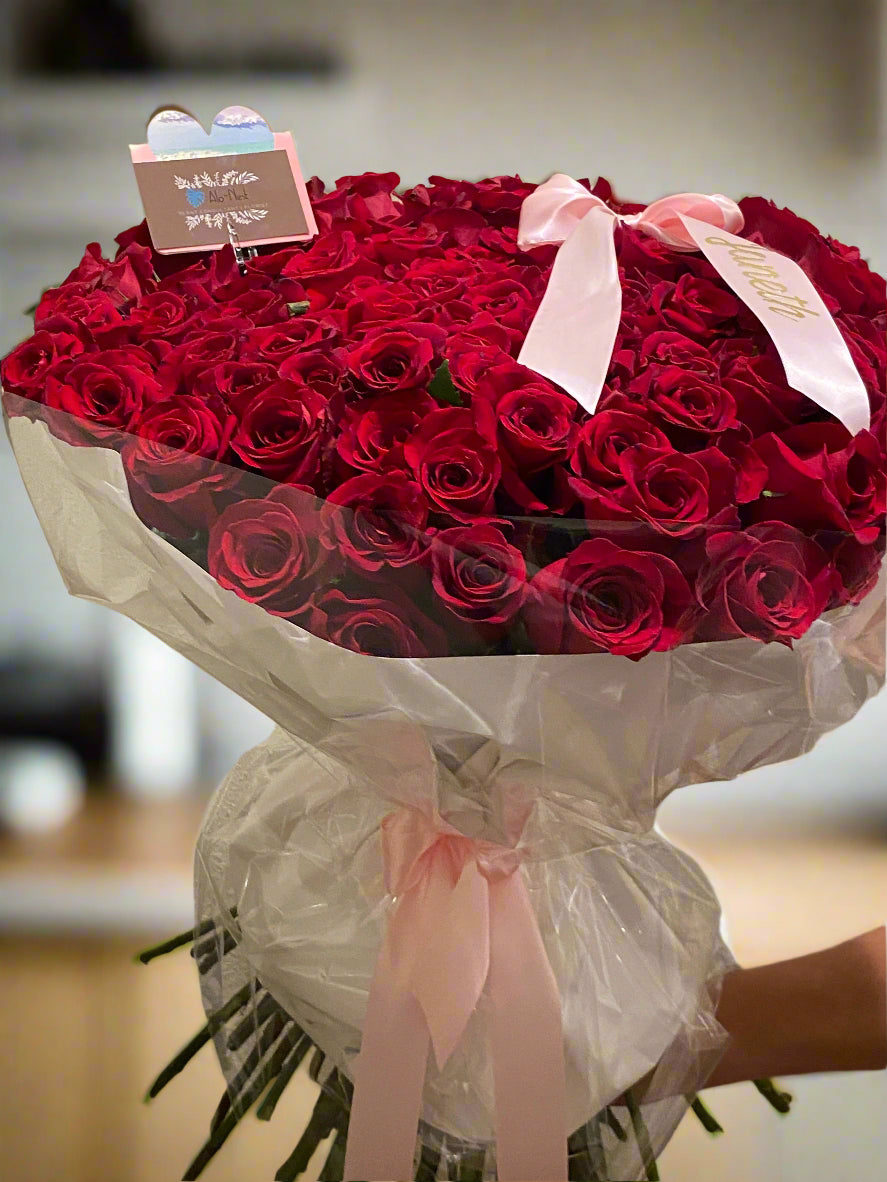 White & Color Rose Bouquet